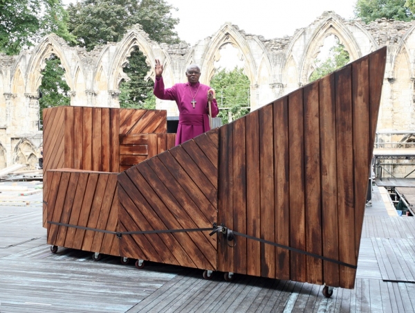 Photo Flash: Archbishop of York Boards Noah's Ark at YORK MYSTERY PLAYS Image