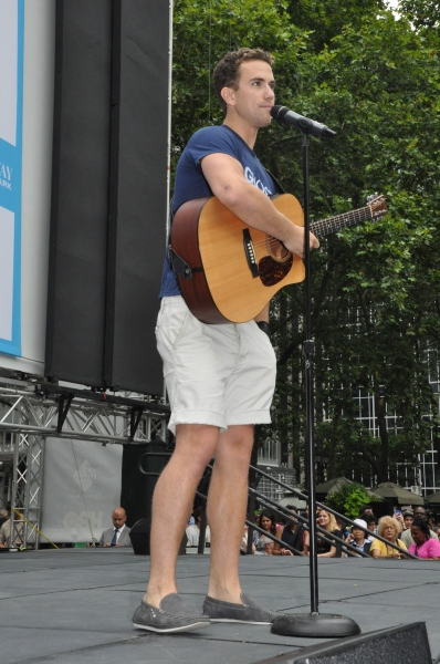 Richard Fleeshman Photo