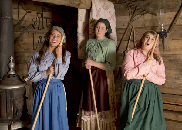 Photo Flash: First Look at FIDDLER ON THE ROOF at SCERA Shell Outdoor Theatre Image