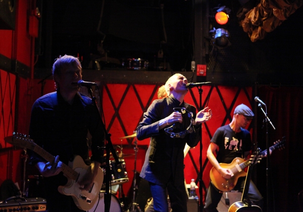 Exclusive Photo Coverage: Tony Vincent Brings Solo Concert to Rockwood Music Hall! Image