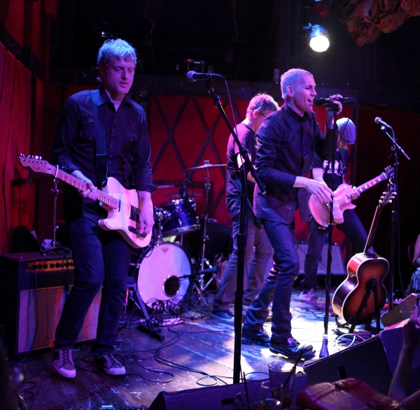 Exclusive Photo Coverage: Tony Vincent Brings Solo Concert to Rockwood Music Hall! Image